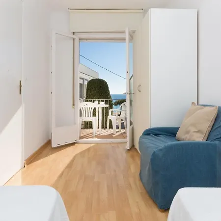1 Mars 1 - Apartment