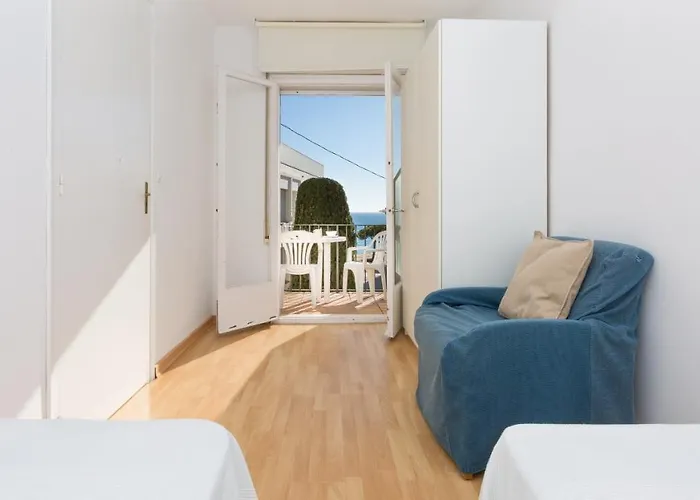 1 Mars 1 - Apartment